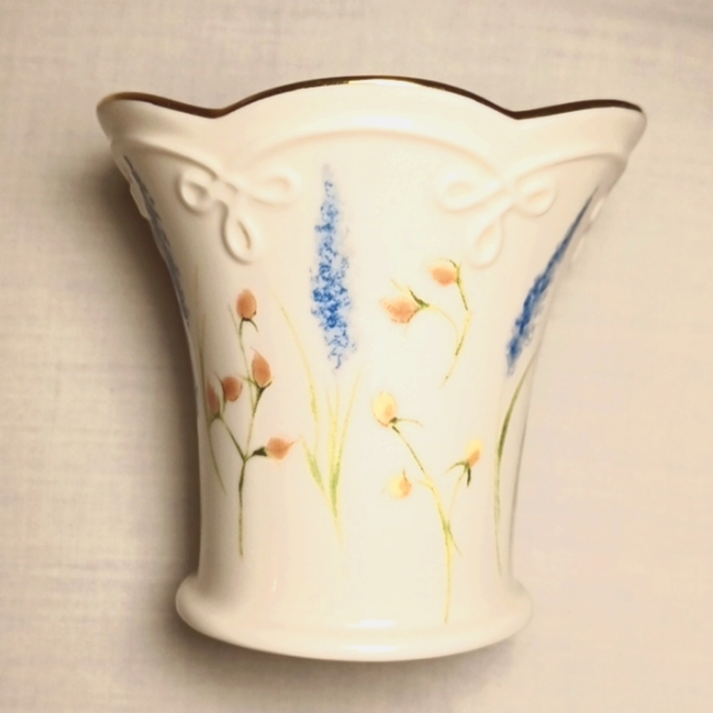 Lenox Floral Votive Candle Holder  with Gold Trim on Scalloped Edge
